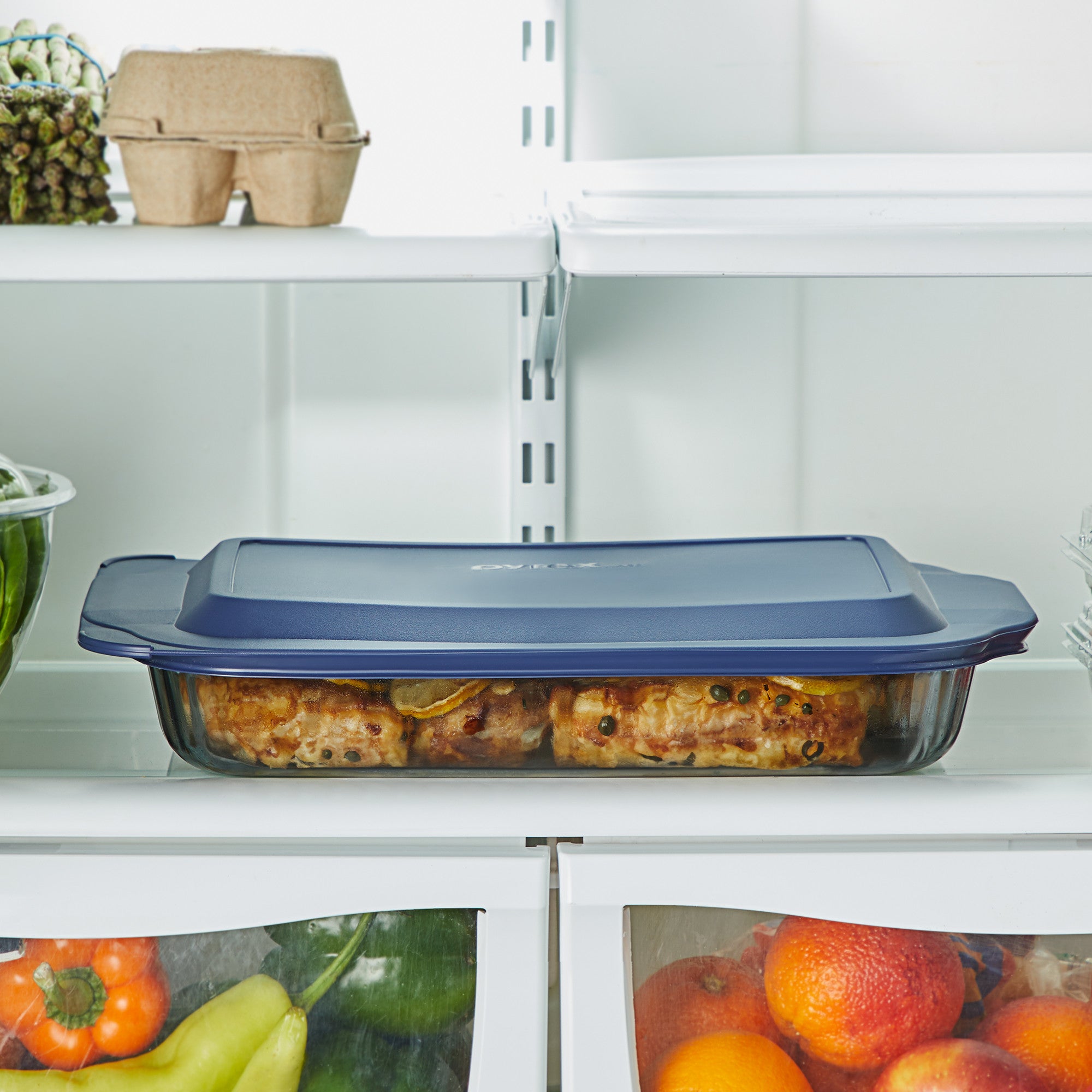 Pyrex® Colours Sculpted Smoke Bakeware Rectangle w/Plastic Lid 2.85L